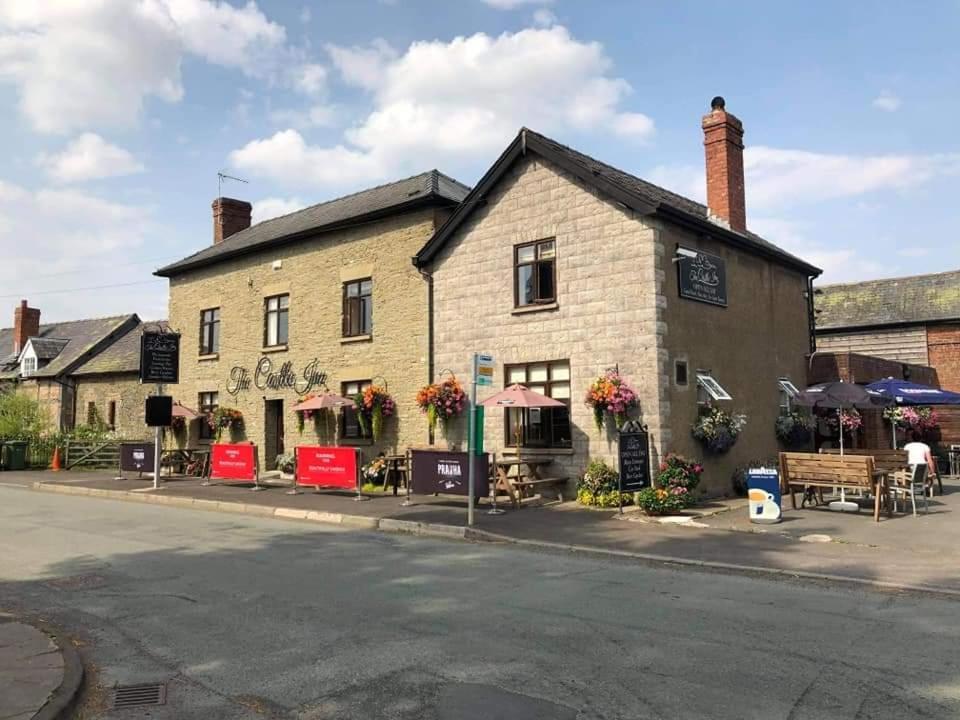 The Castle Inn Wigmore Exterior photo